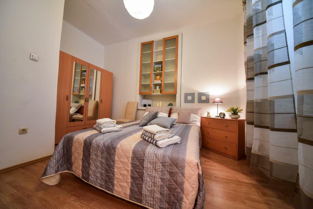 Apartment Viola Zadar Bagian luar foto