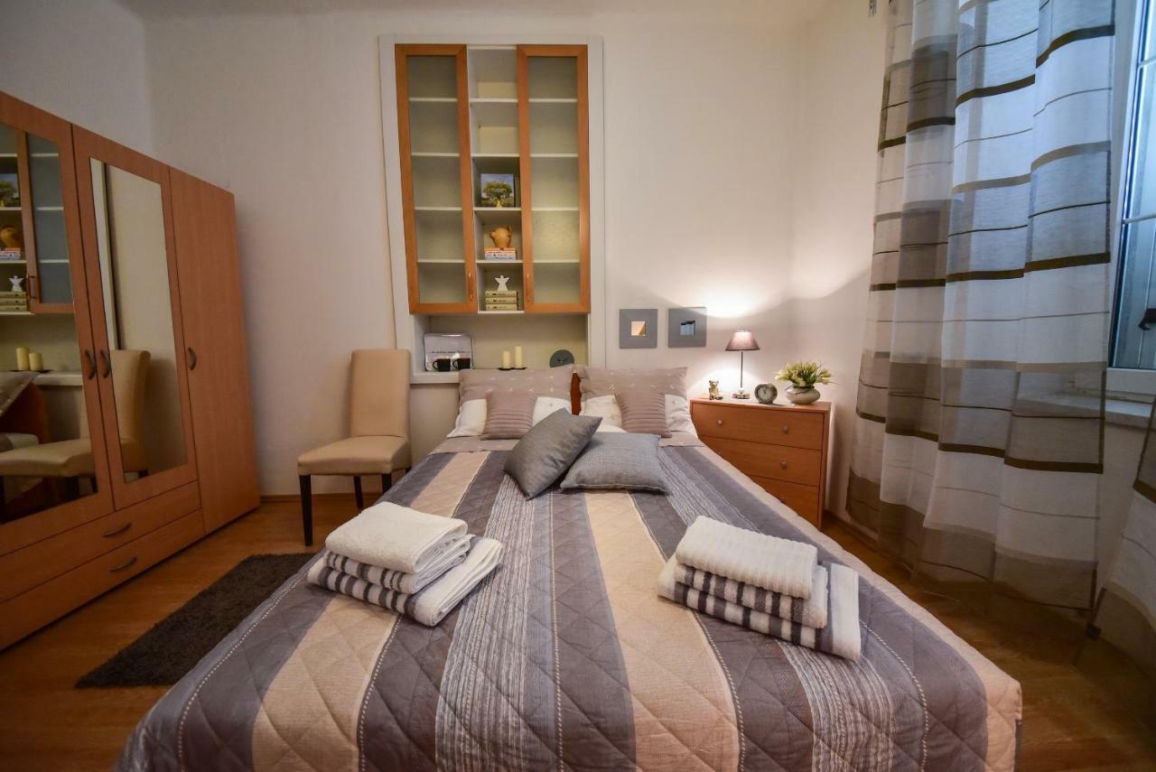 Apartment Viola Zadar Bagian luar foto